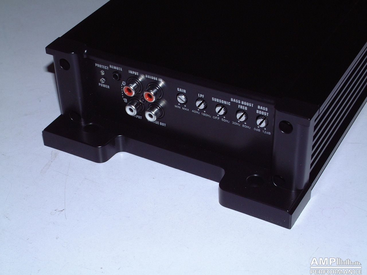 Sonido Mask FA-D2000 Car Amplifier Mono Class D Black 